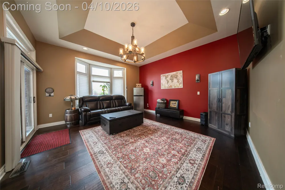 67102 Rachael Lane Washington Township, MI 48095