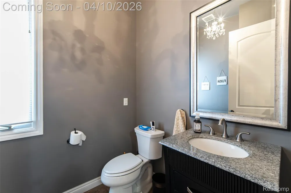 67102 Rachael Lane Washington Township, MI 48095