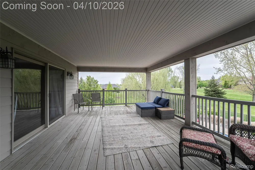 67102 Rachael Lane Washington Township, MI 48095