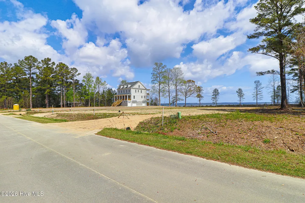 121 Cedarwood Drive Havelock, NC 28532