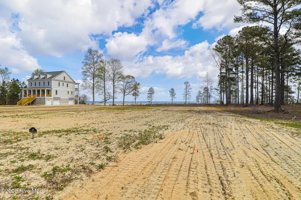 121 Cedarwood Drive Havelock, NC 28532