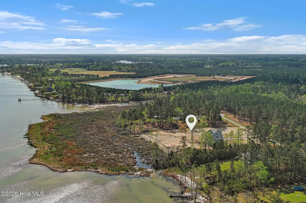 121 Cedarwood Drive Havelock, NC 28532