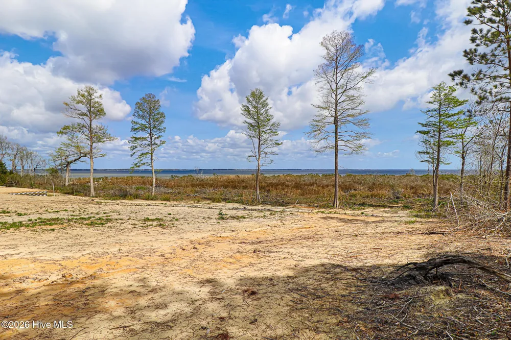 121 Cedarwood Drive Havelock, NC 28532