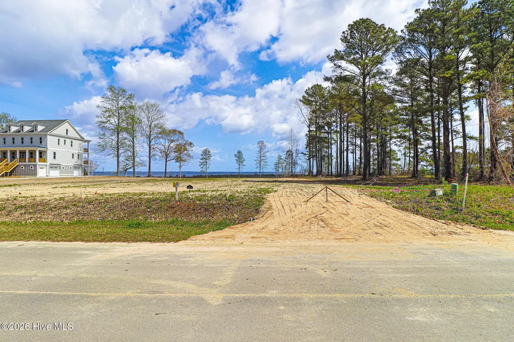 121 Cedarwood Drive Havelock, NC 28532
