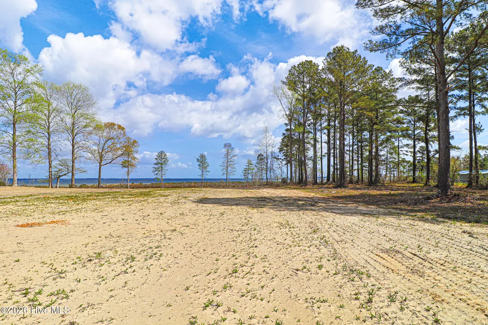 121 Cedarwood Drive Havelock, NC 28532