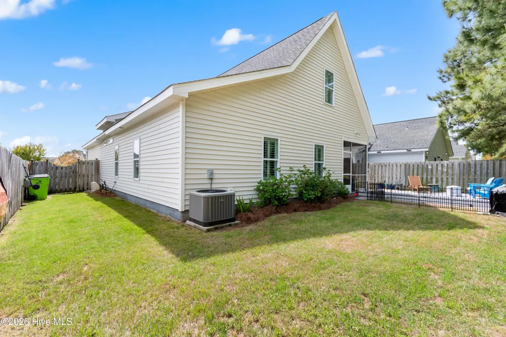 4463 Willow Moss Way Southport, NC 28461
