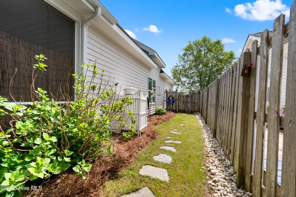 4463 Willow Moss Way Southport, NC 28461