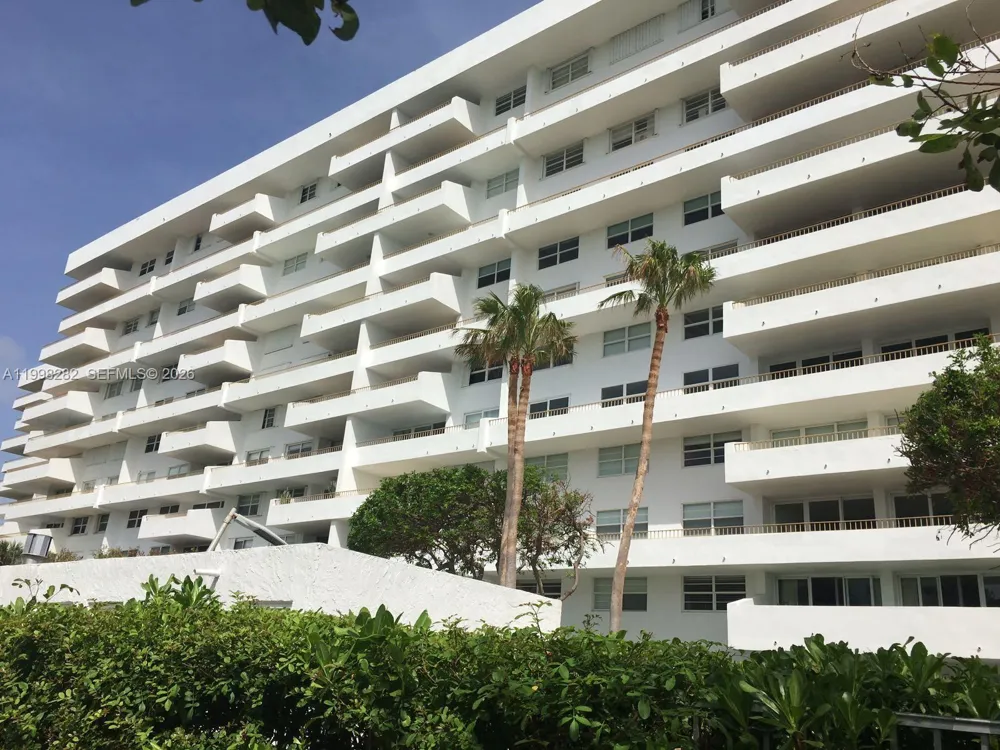 177 Ocean Lane Dr #512 Key Biscayne, FL 33149