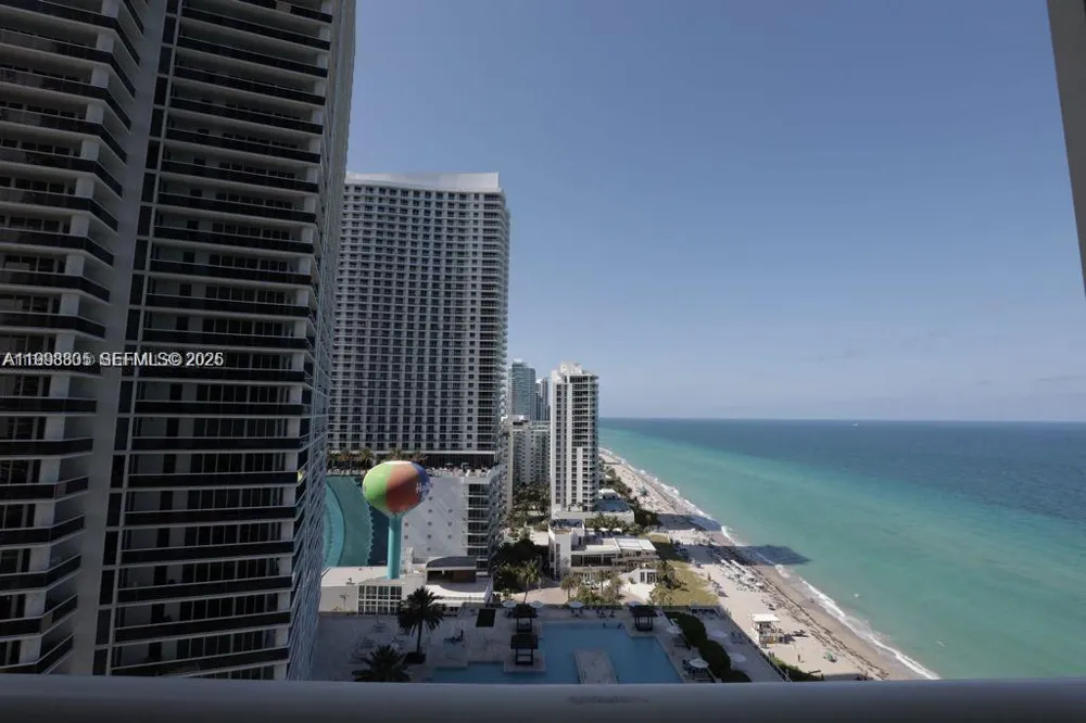 1830 S Ocean Dr #2011 Hallandale Beach, FL 33009