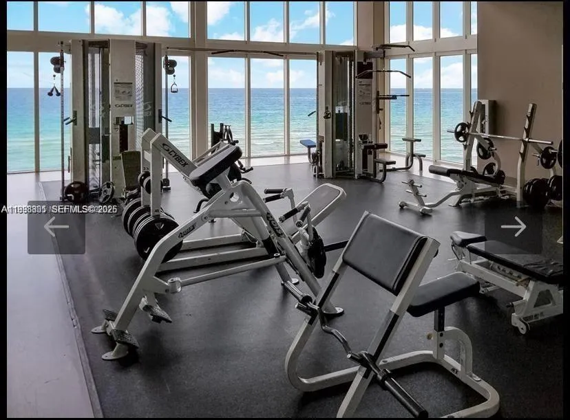 1830 S Ocean Dr #2011 Hallandale Beach, FL 33009