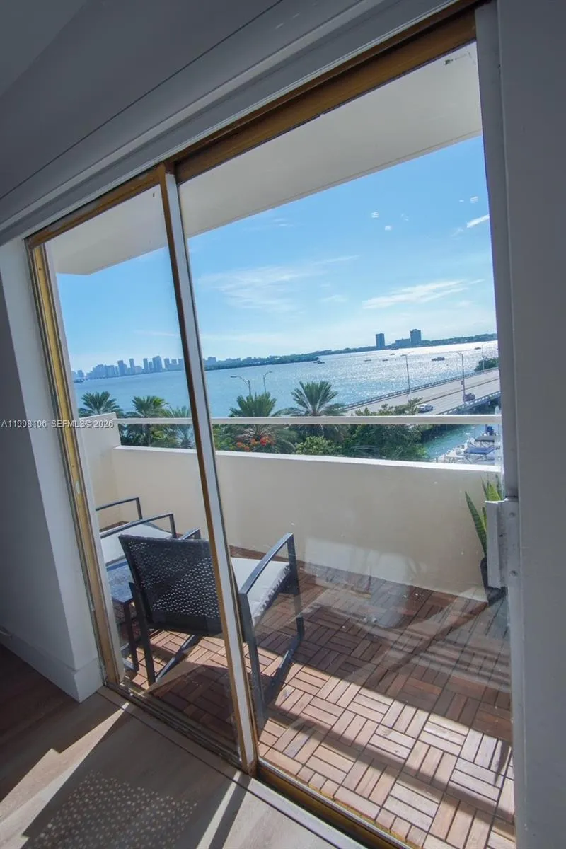 7904 West Dr #501 North Bay Village, FL 33141