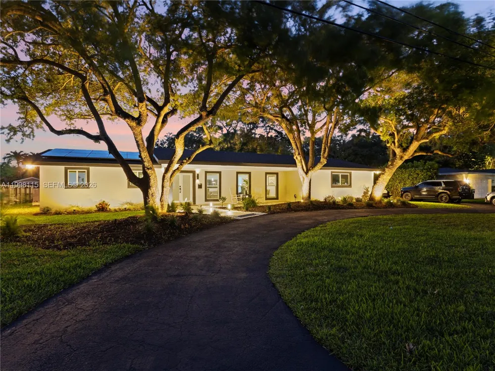16400 SW 80th Ave Palmetto Bay, FL 33157