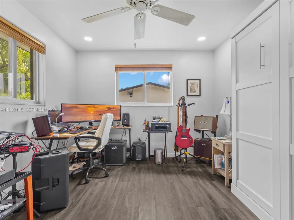 16400 SW 80th Ave Palmetto Bay, FL 33157