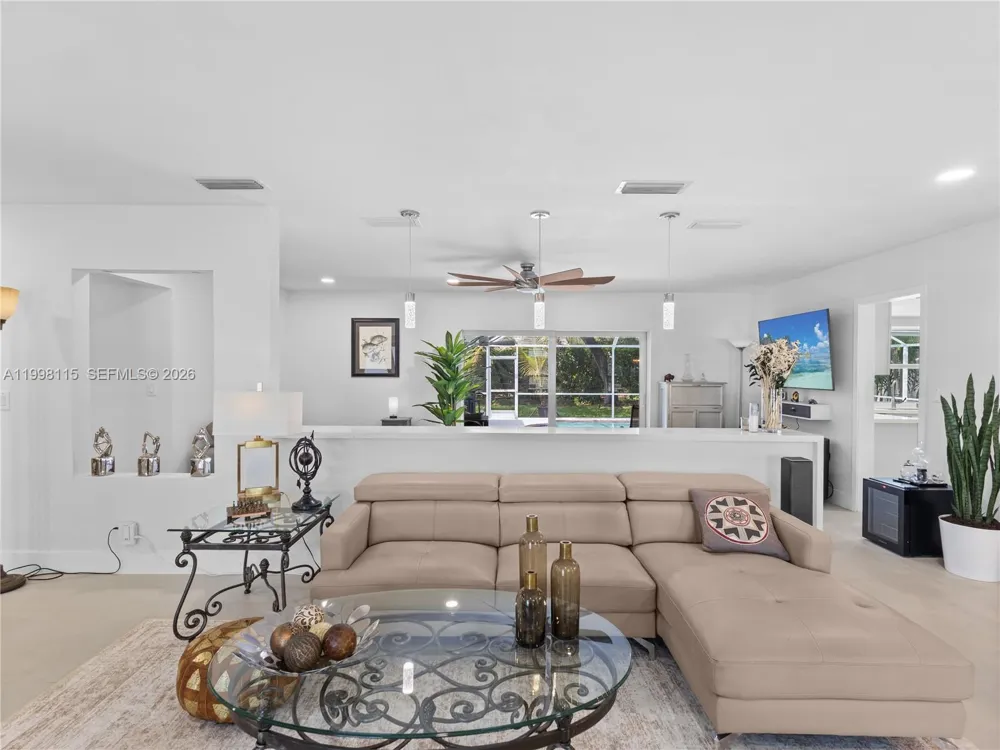 16400 SW 80th Ave Palmetto Bay, FL 33157
