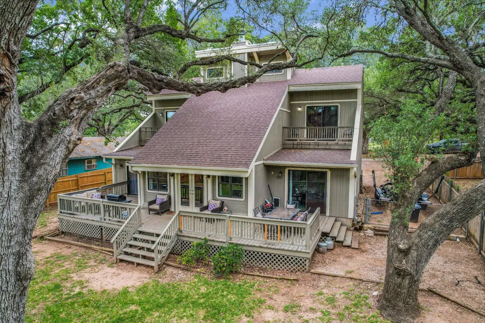 5307 Shady Oaks Circle Kingsland, TX 78639