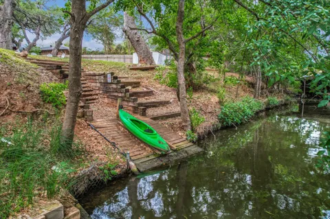 5307 Shady Oaks Circle