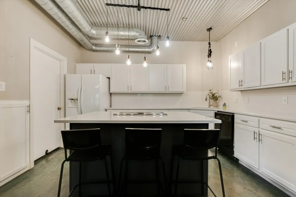 5307 Shady Oaks Circle Kingsland, TX 78639