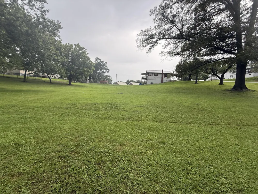 Chisolm Avenue Bridgeport, AL 35740