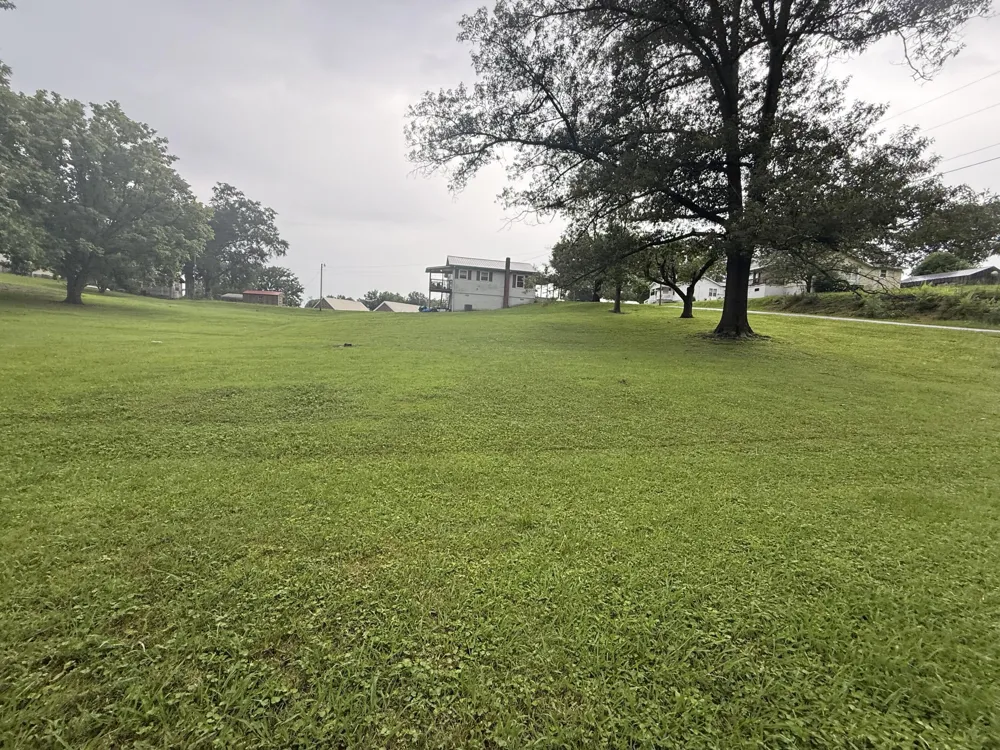 Chisolm Avenue Bridgeport, AL 35740