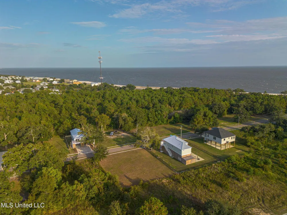 133 Markham Drive Long Beach, MS 39560
