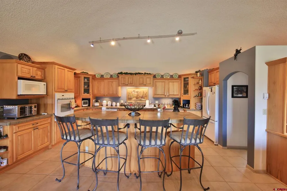 53916 KK ROAD Molina, CO 81646