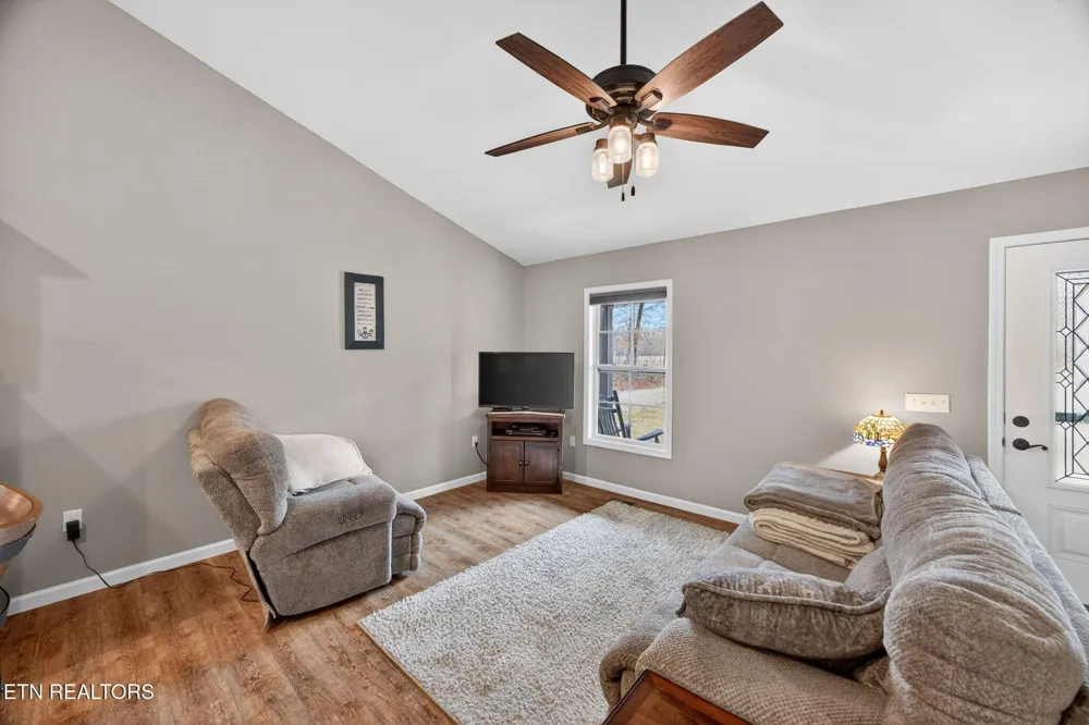 4066 Cumberland Lakes Drive Monterey, TN 38574