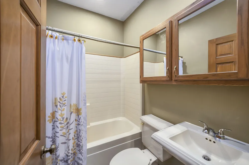 40 Pine Cv Parsons, TN 38363