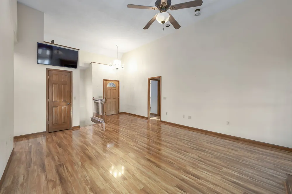 40 Pine Cv Parsons, TN 38363