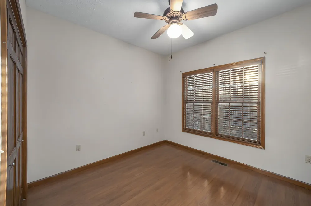 40 Pine Cv Parsons, TN 38363