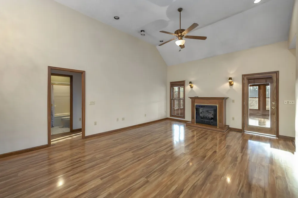 40 Pine Cv Parsons, TN 38363