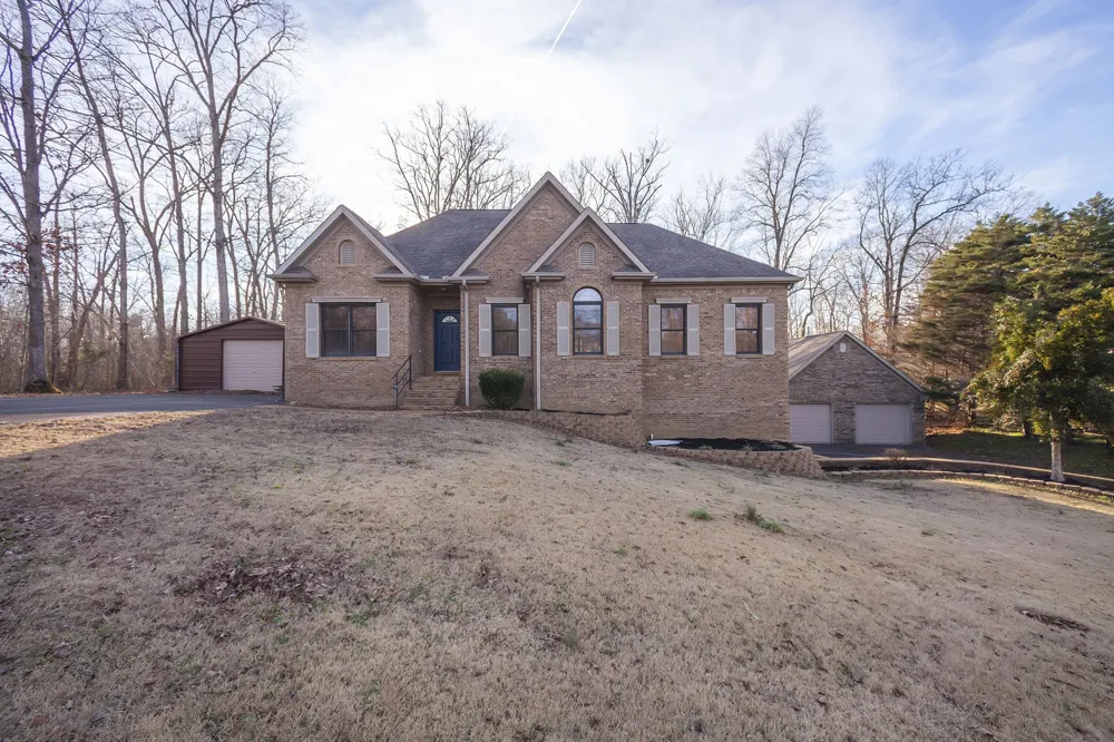 40 Pine Cv Parsons, TN 38363