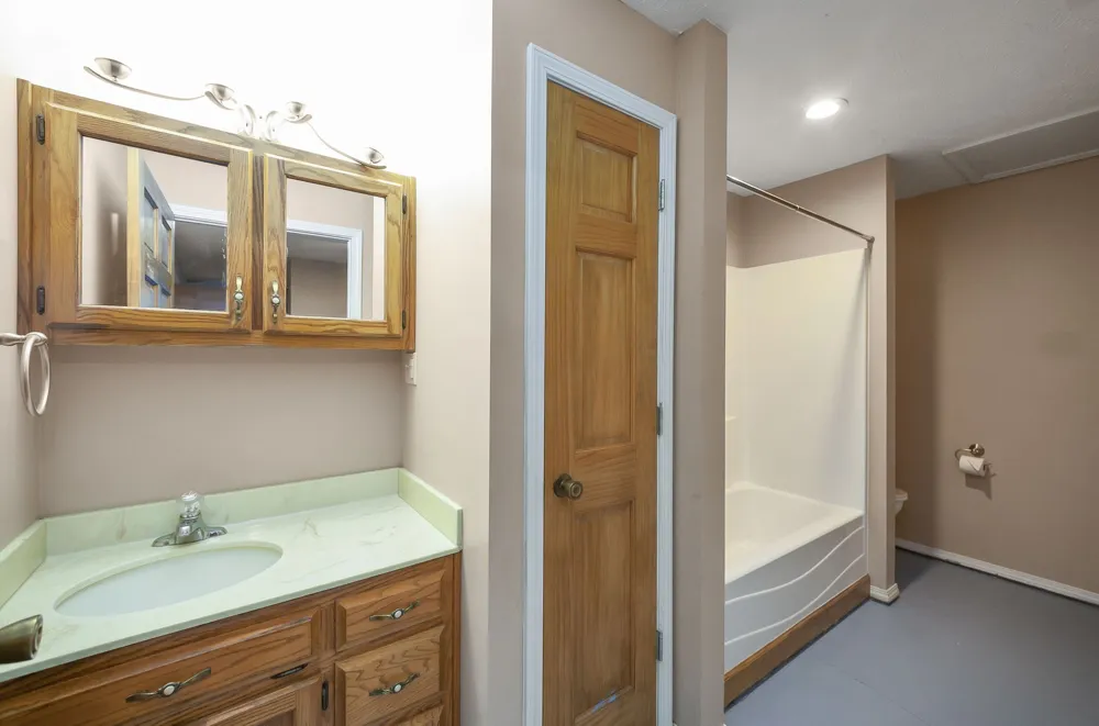 40 Pine Cv Parsons, TN 38363