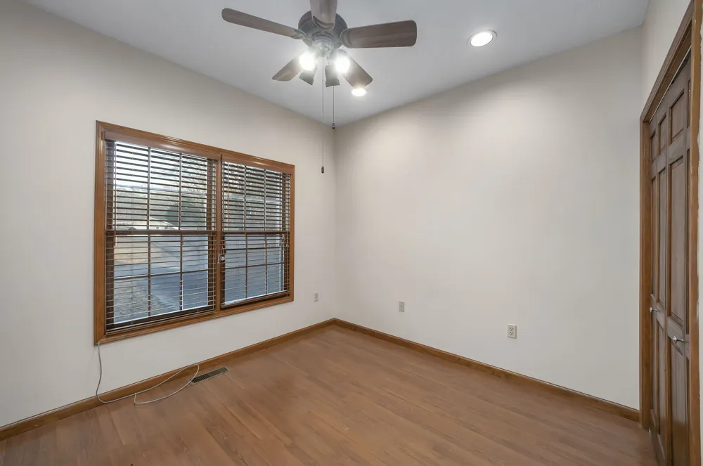 40 Pine Cv Parsons, TN 38363