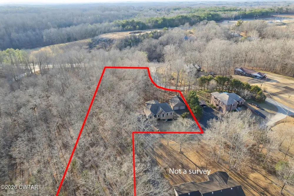 40 Pine Cv Parsons, TN 38363