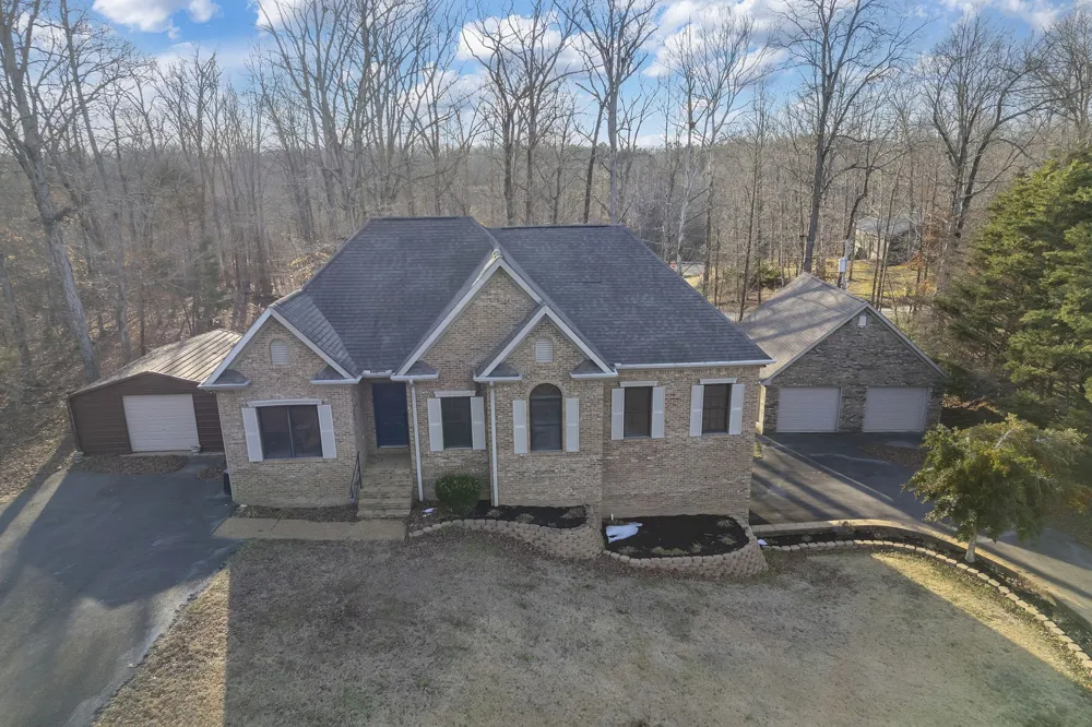 40 Pine Cv Parsons, TN 38363