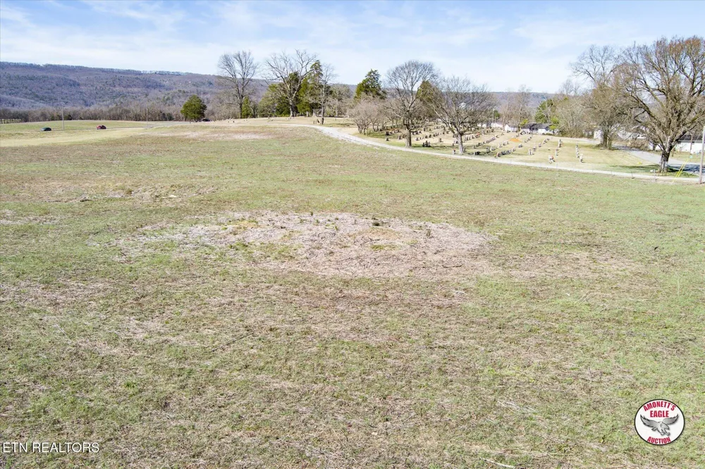 0 US 127 Pikeville, TN 37367