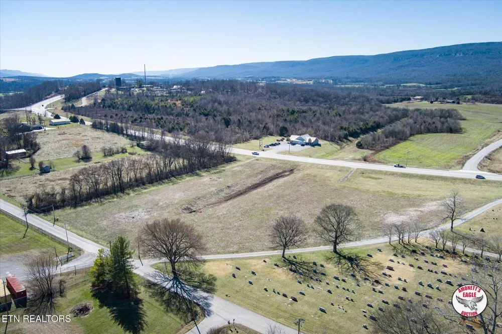 0 US 127 Pikeville, TN 37367