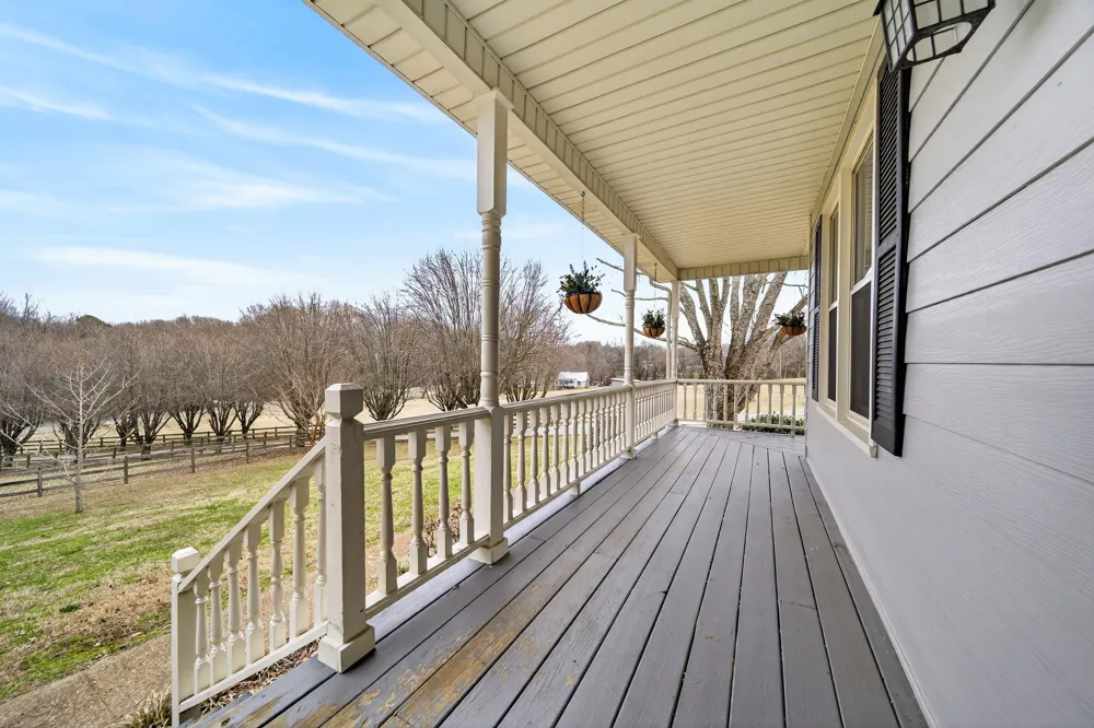 3146 Old Greenbrier Pike Greenbrier, TN 37073