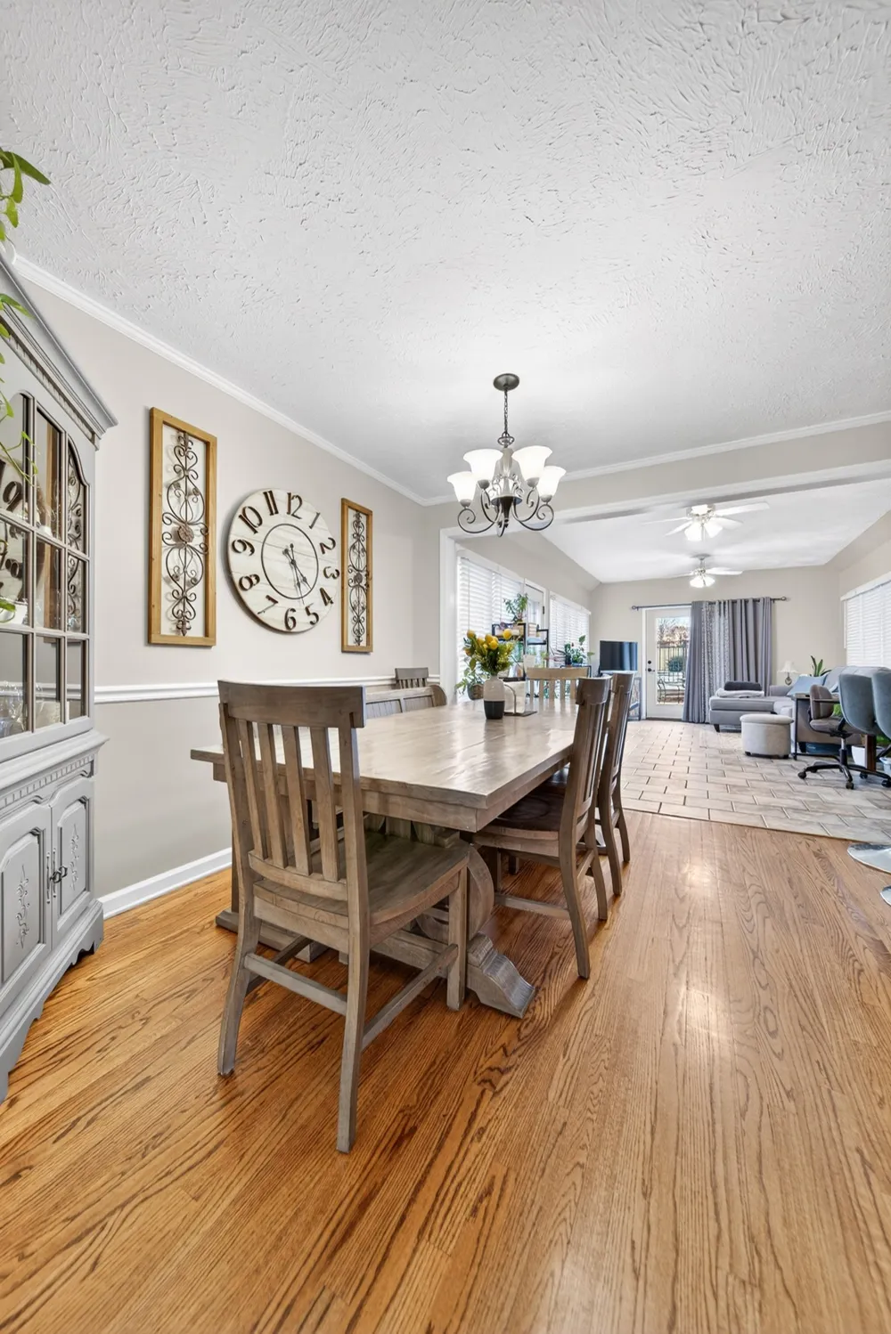 3146 Old Greenbrier Pike Greenbrier, TN 37073