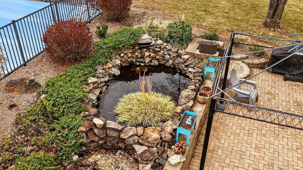 3146 Old Greenbrier Pike Greenbrier, TN 37073