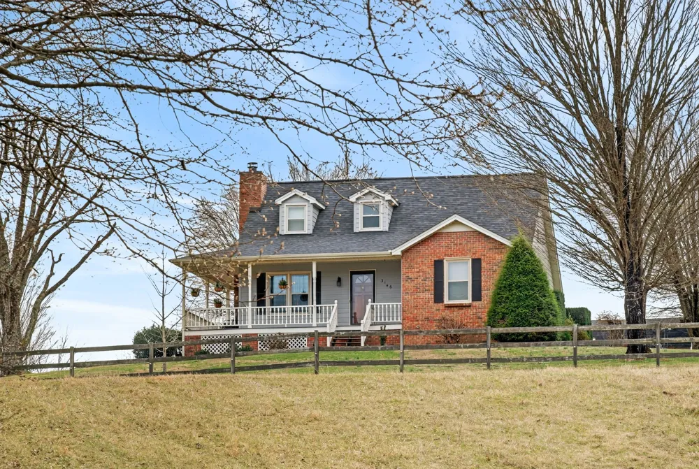 3146 Old Greenbrier Pike Greenbrier, TN 37073