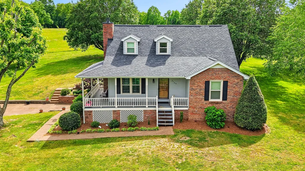 3146 Old Greenbrier Pike Greenbrier, TN 37073