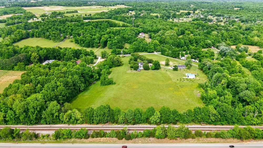 3146 Old Greenbrier Pike Greenbrier, TN 37073