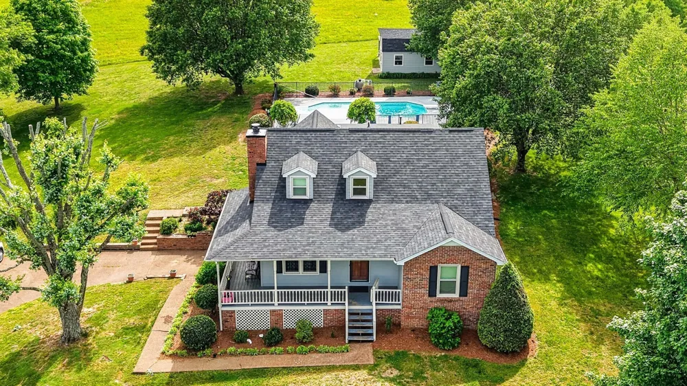 3146 Old Greenbrier Pike Greenbrier, TN 37073