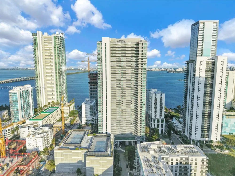460 NE 28th St #2908 Miami, FL 33137