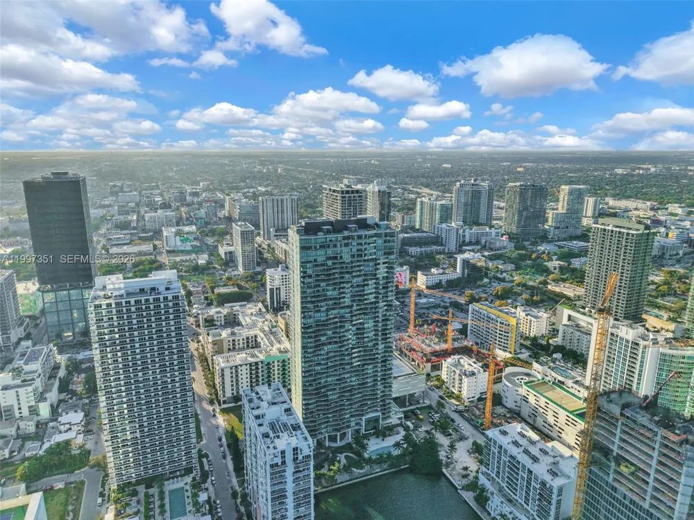 460 NE 28th St #2908 Miami, FL 33137