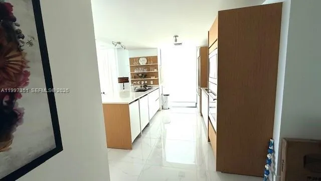 460 NE 28th St #2908 Miami, FL 33137