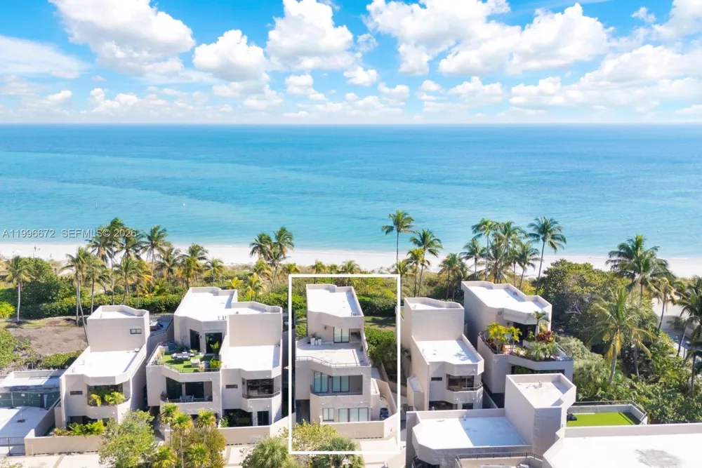 201 Crandon Blvd #174 Key Biscayne, FL 33149