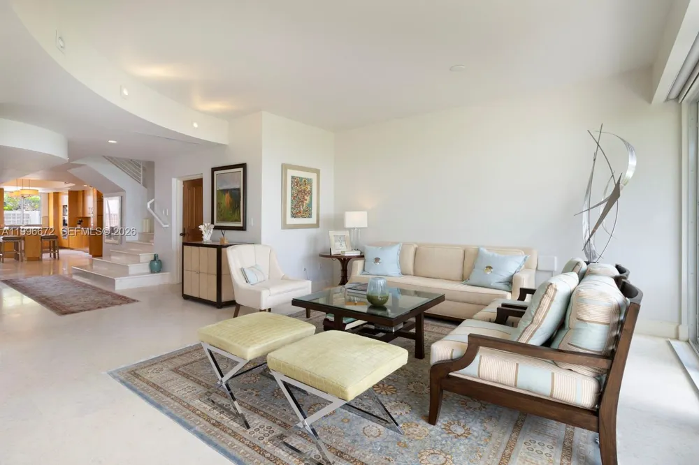 201 Crandon Blvd #174 Key Biscayne, FL 33149