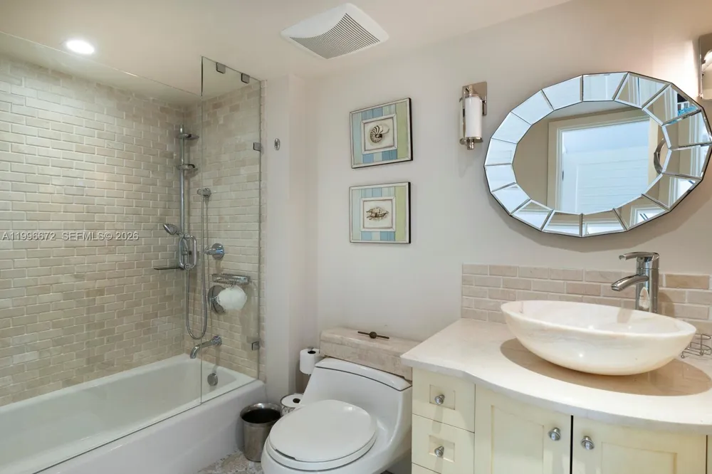 201 Crandon Blvd #174 Key Biscayne, FL 33149